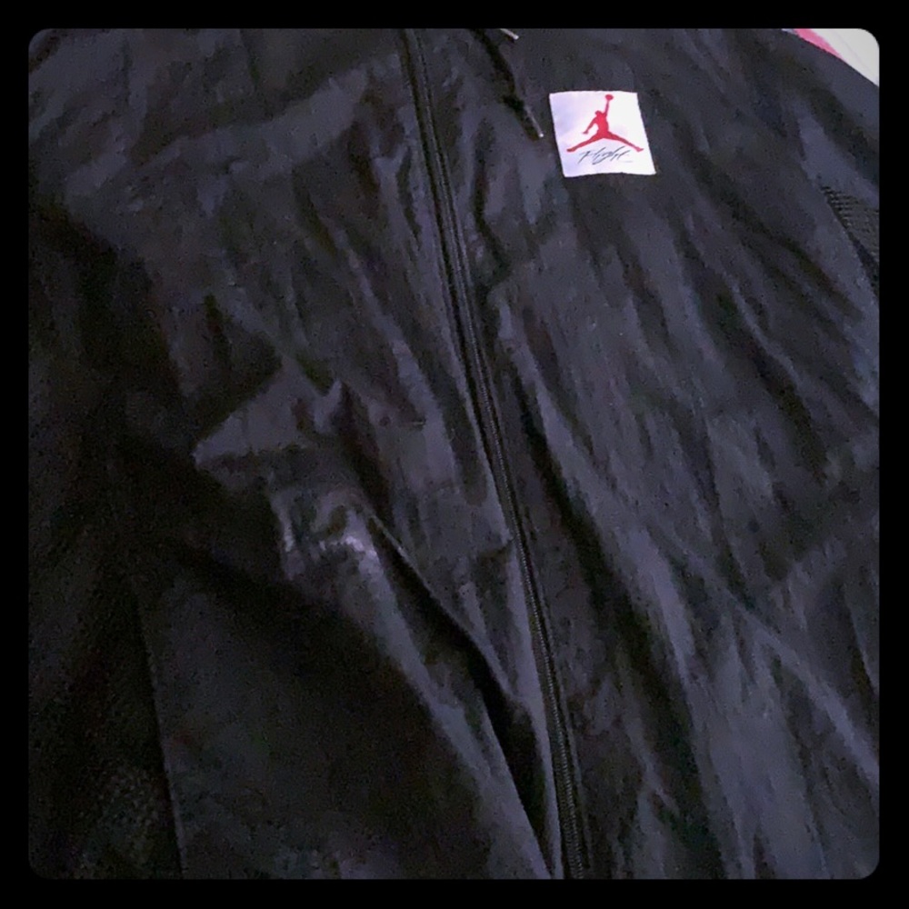 Jordan wind breaker